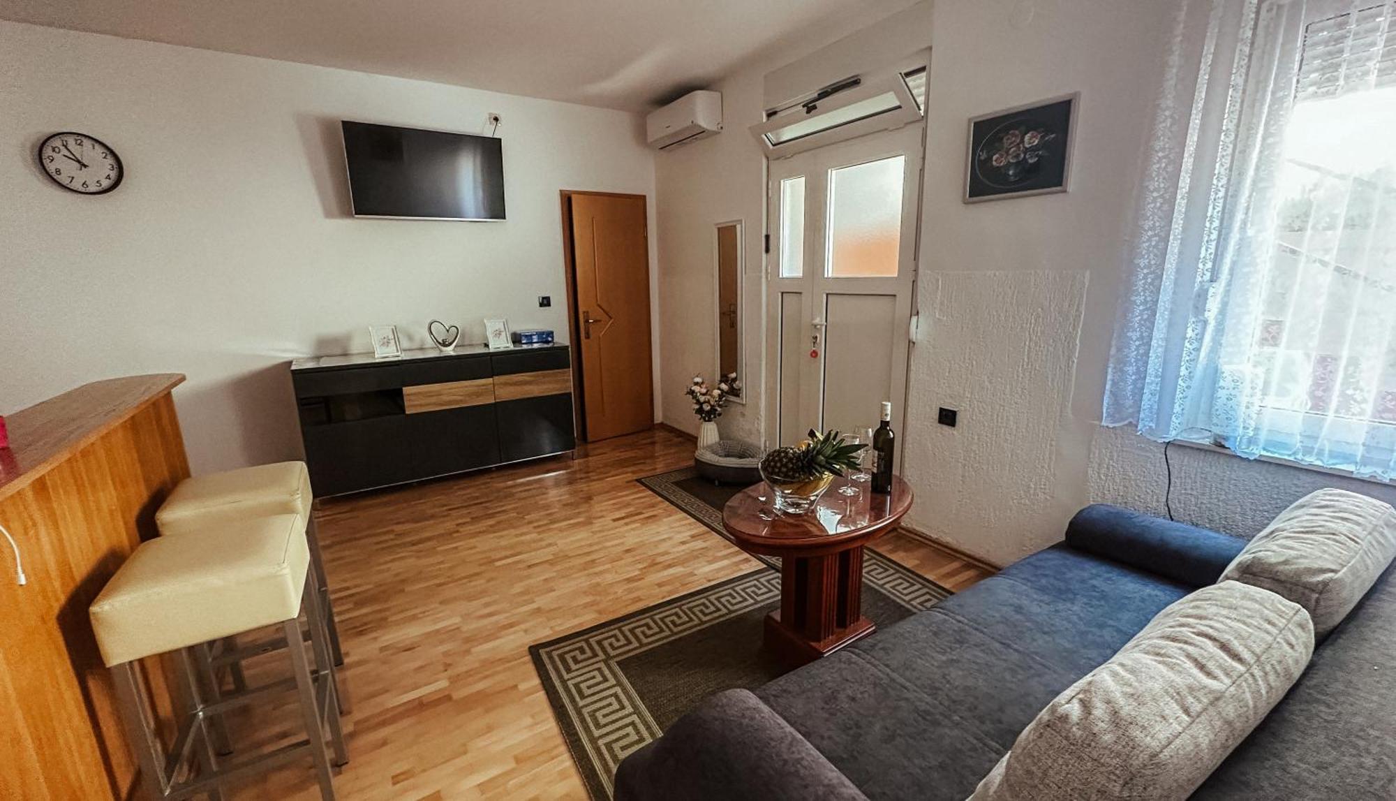 Apartmani Jelena אופטיה מראה חיצוני תמונה