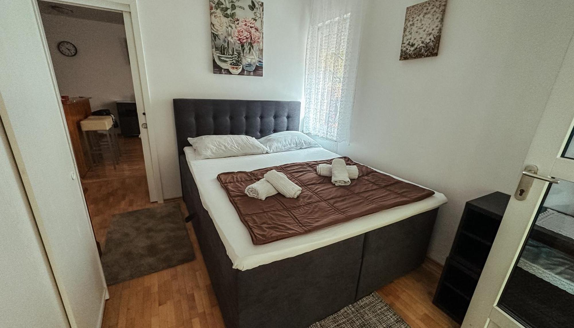 Apartmani Jelena אופטיה מראה חיצוני תמונה