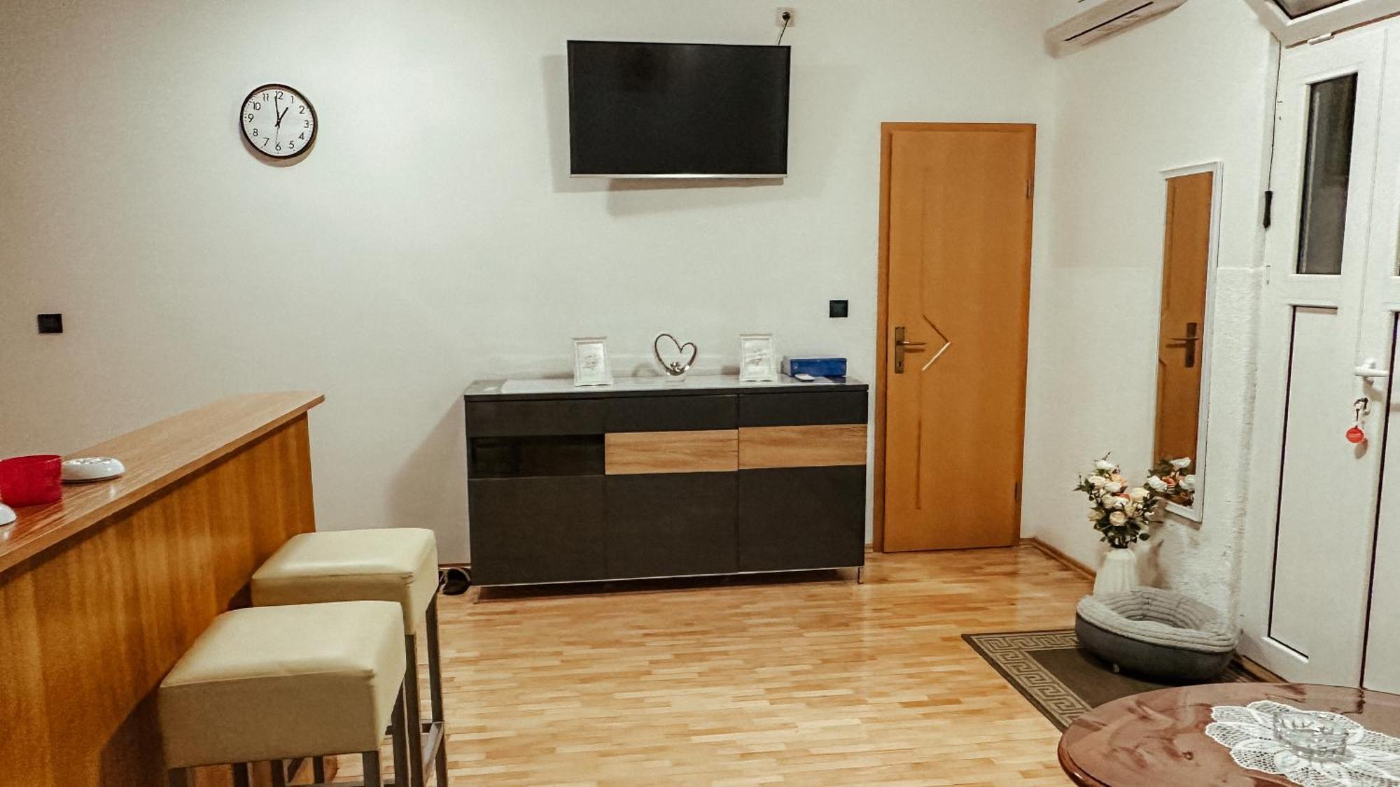 Apartmani Jelena אופטיה מראה חיצוני תמונה