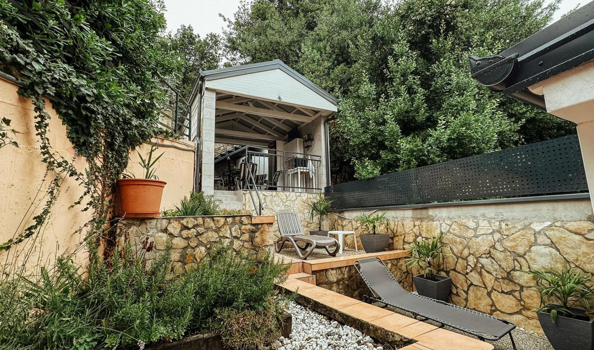 Apartmani Jelena אופטיה מראה חיצוני תמונה